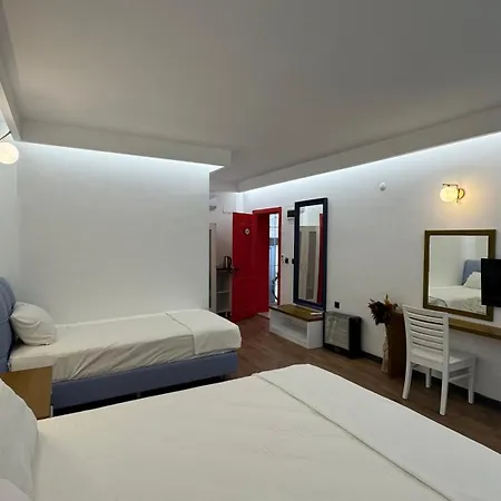 Alis Boutique 3*